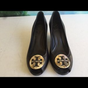 Tory Burch Chelsea Wedge, Size 8 US